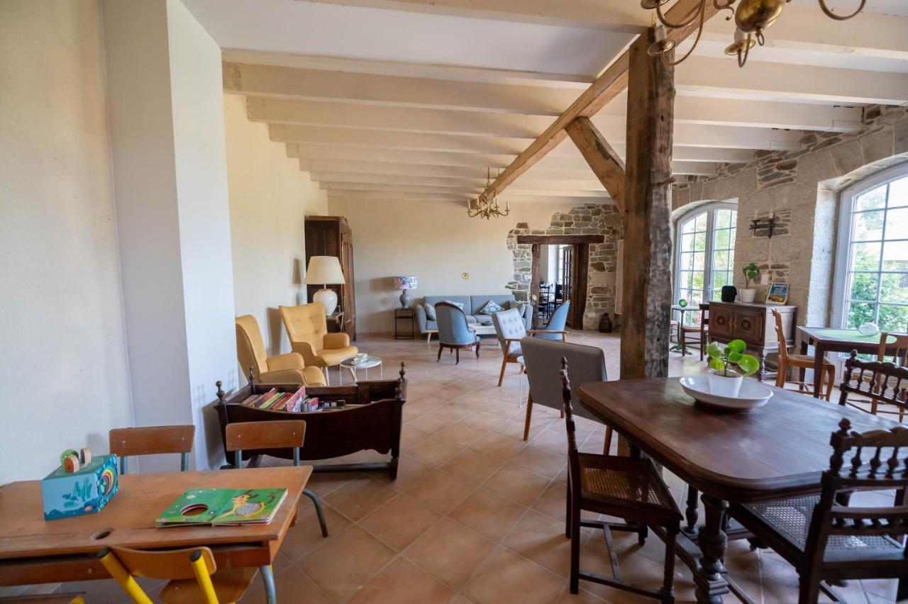Ty Monde - Chambres D'Hotes En Finistere Poullaouen 外观 照片
